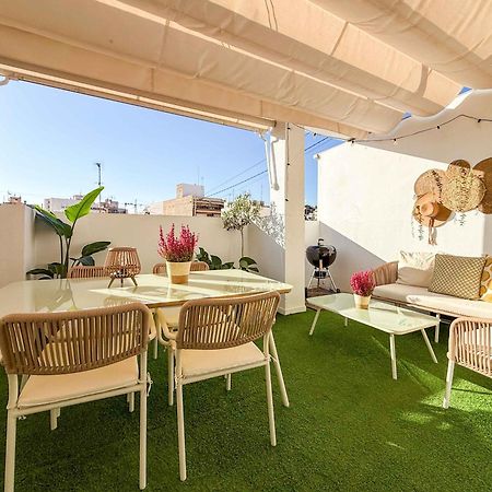 El Atico Del Mercado. Un Lugar Dificil De Olvidar. Alicante Exterior photo